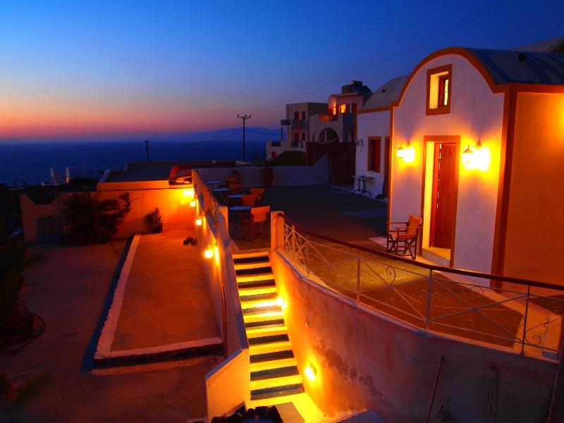 Ether Sunset Oia Exterior photo